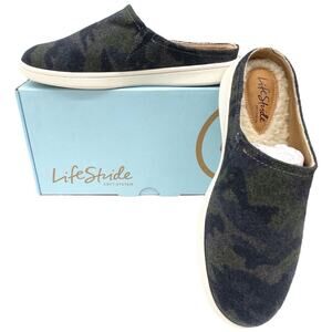 LifeStride Women's Nomad Fur Lined Mule Sneaker Camo Women's 8 Wide
